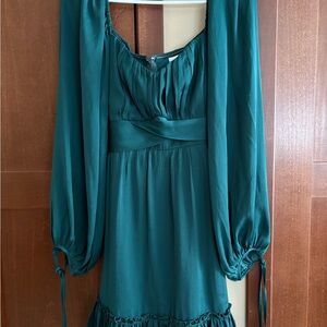 Elegant Dark Green Long Sleeve Dress